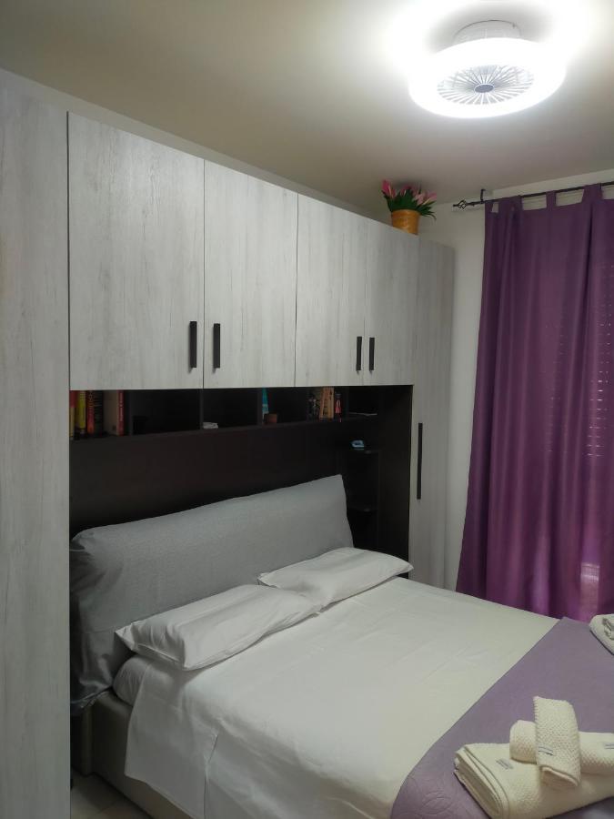 Appartamento Riviera Trilocale Wifi E Parcheggio Privato Ventimiglia Bagian luar foto