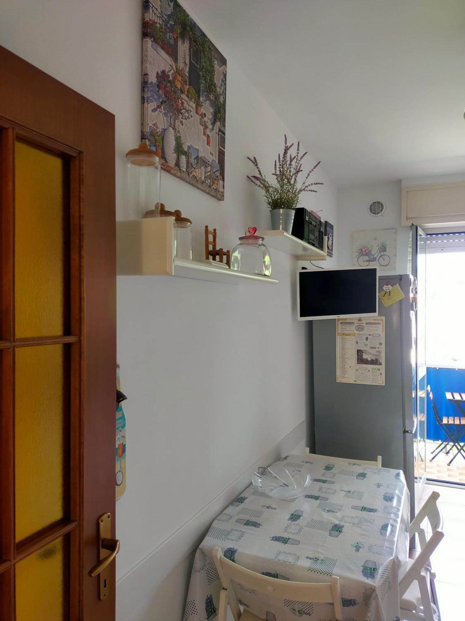 Appartamento Riviera Trilocale Wifi E Parcheggio Privato Ventimiglia Bagian luar foto